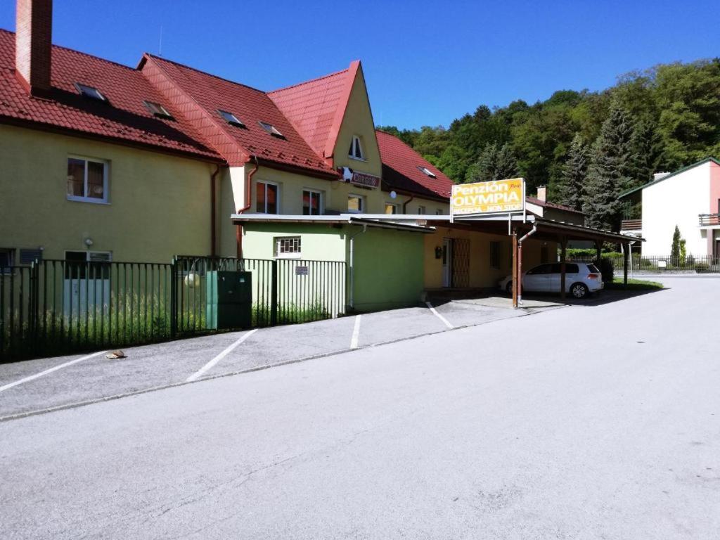 Penzion Olympia Banská Bystrica Exterior photo
